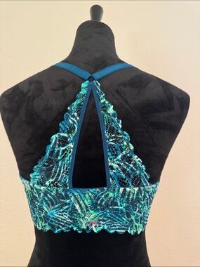 PINK Victoria's Secret Teal & Green Lace Push-Up Bra
